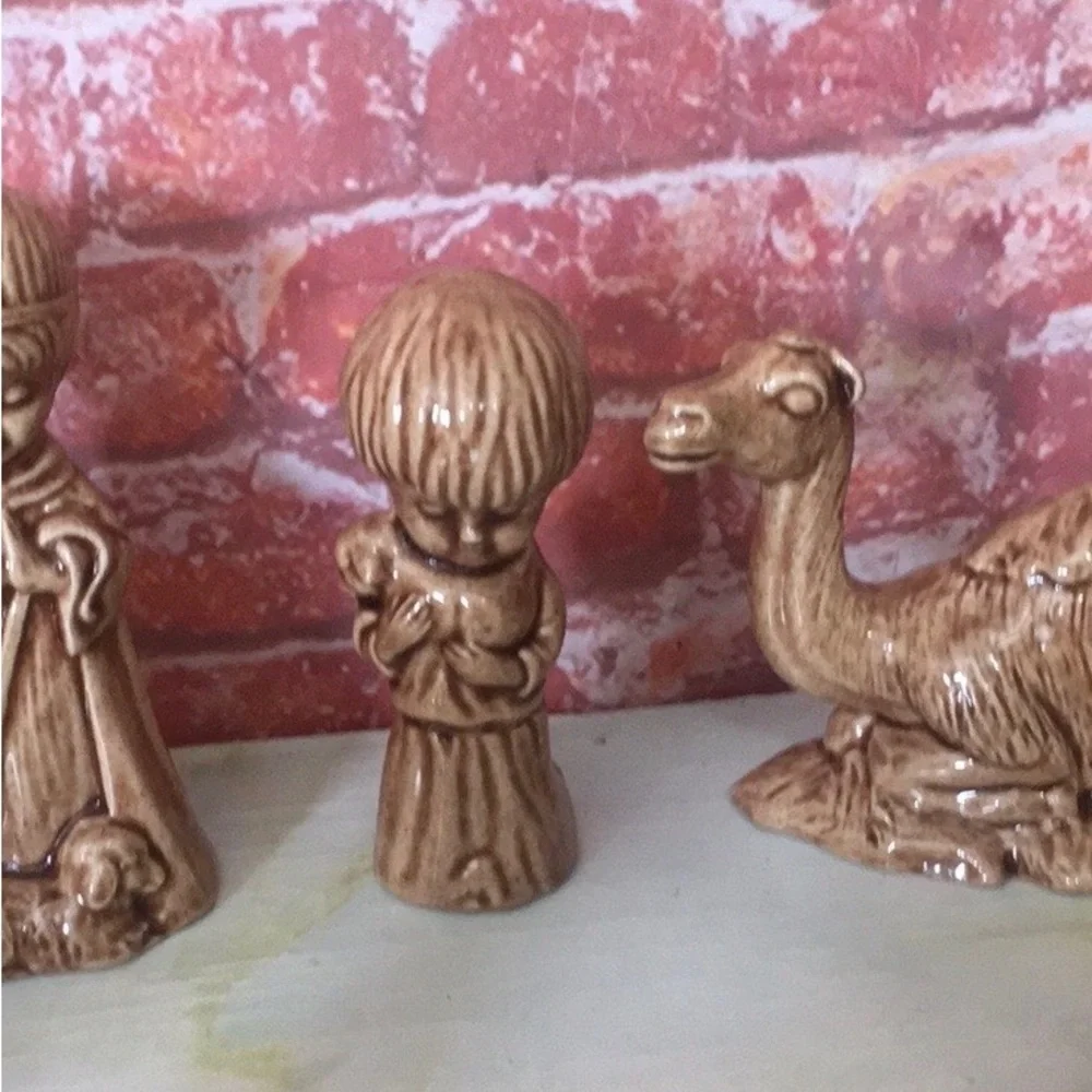 Vintage 70s Duncan Enterprises Tan Glazed Ceramic 12 Piece Nativity Set